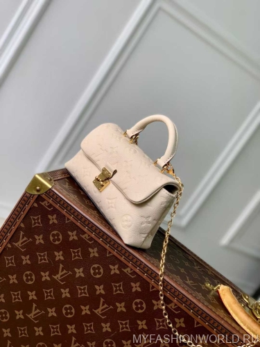 Сумка Louis Vuitton Nano Madeleine