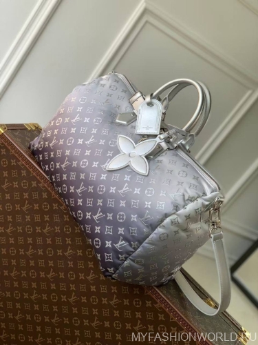 Сумка Louis Vuitton OnTheGo Snow L