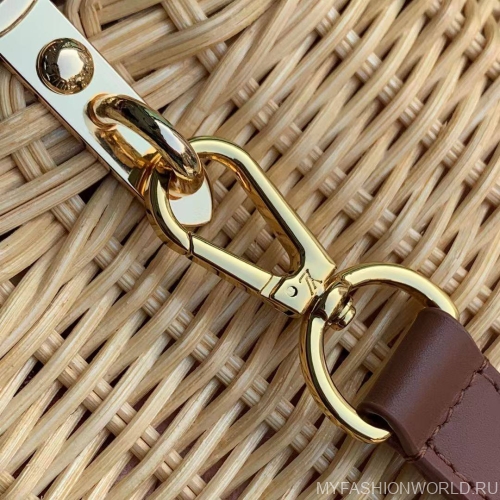 Сумка Louis Vuitton Capucines BB