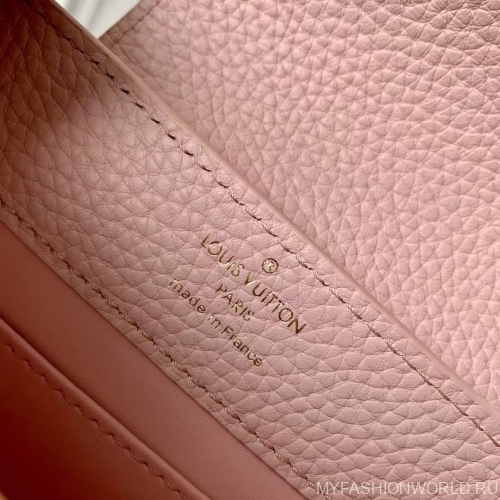 Сумка Louis Vuitton Capucines mini