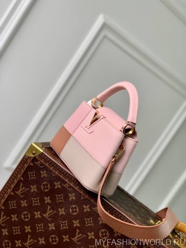 Сумка Louis Vuitton Capucines mini