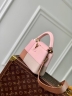 Сумка Louis Vuitton Capucines mini