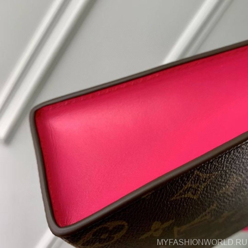 Клатч Louis Vuitton Pochette Voyage