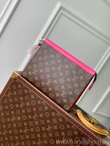 Клатч Louis Vuitton Pochette Voyage
