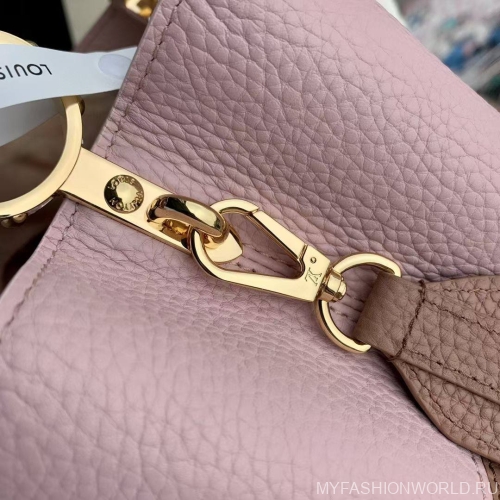 Сумка Louis Vuitton Capucines BB