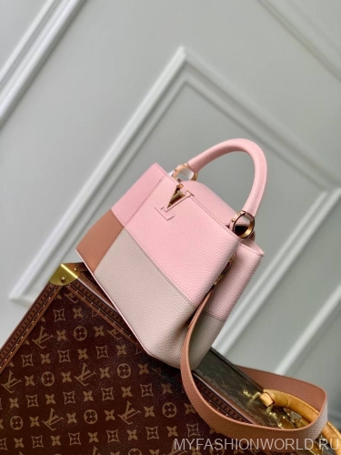 Сумка Louis Vuitton Capucines BB