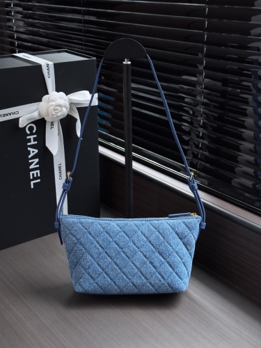 Сумка Chanel jeans