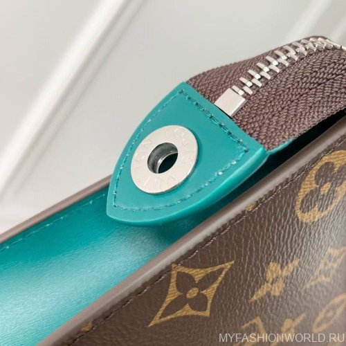 Клатч Louis Vuitton Pochette Voyage