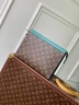 Клатч Louis Vuitton Pochette Voyage