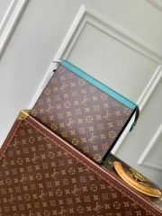 Клатч Louis Vuitton Pochette Voyage