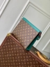 Клатч Louis Vuitton Pochette Voyage