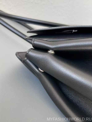 Сумка Balenciaga Bel Air XL Carry All Bag