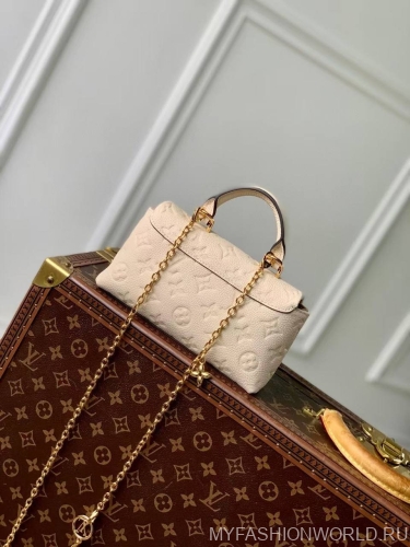 Сумка Louis Vuitton Nano Madeleine