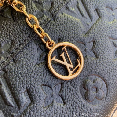 Сумка Louis Vuitton Nano Madeleine