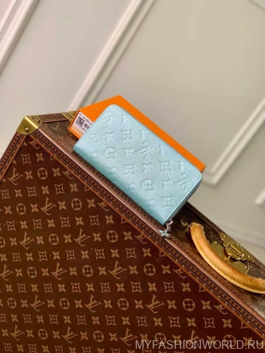 Кошелек Louis Vuitton SKI M12680