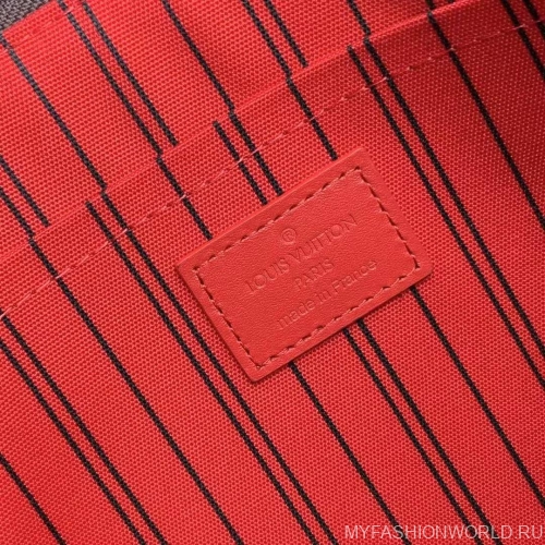 Клатч Louis Vuitton Pochette Voyage Souple