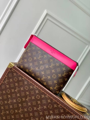 Клатч Louis Vuitton Pochette Voyage Souple