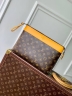 Клатч Louis Vuitton Pochette Voyage Souple