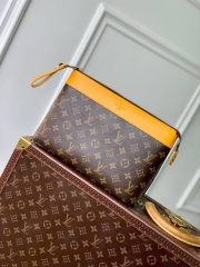 Клатч Louis Vuitton Pochette Voyage Souple