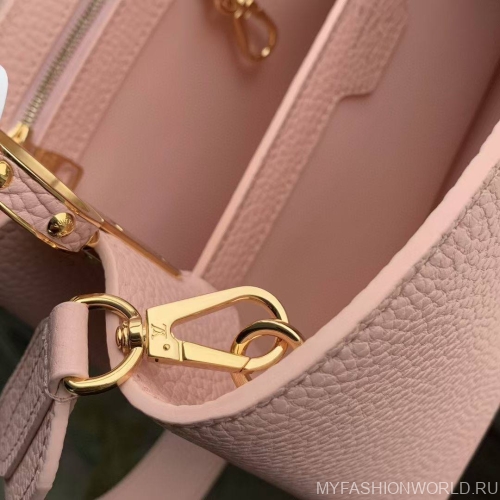 Сумка Louis Vuitton Capucines medium