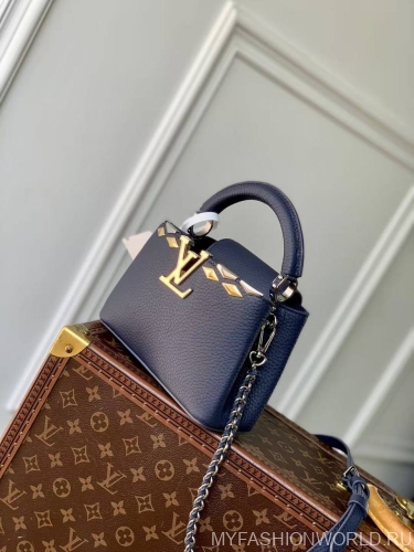 Сумка Louis Vuitton Capucines Mini