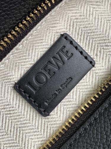 Сумка Loewe Puzzle 29 medium black