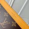 Клатч-кошелек Louis Vuitton Alpha