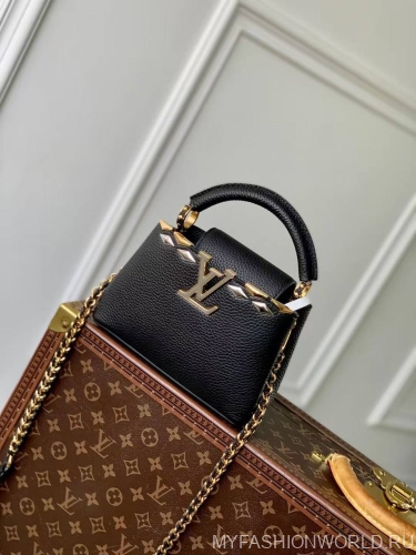 Сумка Louis Vuitton Capucines Mini
