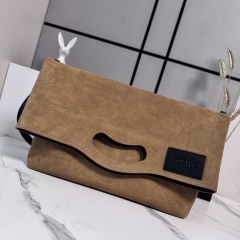 Сумка Loewe Bobby