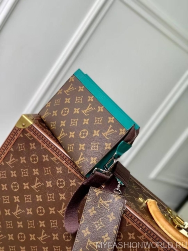 Клатч-кошелек Louis Vuitton Alpha