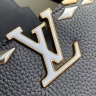 Сумка Louis Vuitton Capucines BB