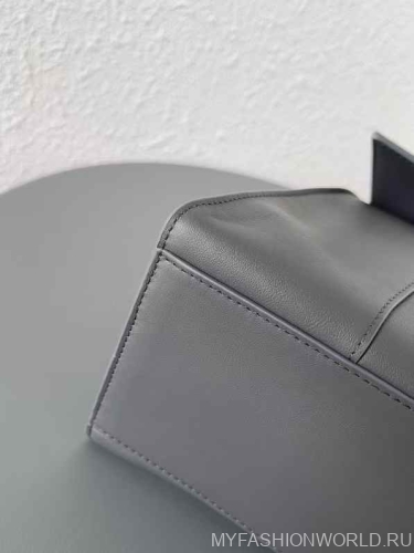 Сумка Balenciaga Hourglass Medium