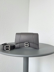 Сумка Balenciaga Downtown Extra Small