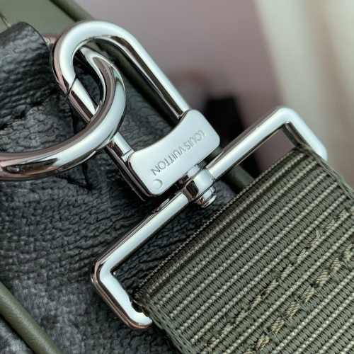 Сумка через плечо Louis Vuitton Trio Eclipse