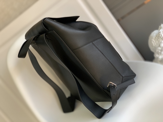 Рюкзак Loewe Puzzle черный