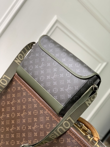 Сумка через плечо Louis Vuitton Courier