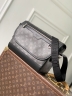 Сумка через плечо Louis Vuitton Courier