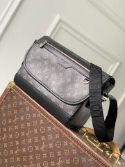 Сумка через плечо Louis Vuitton Courier