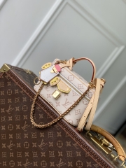 Сумка через плечо Louis Vuitton Chain Pouch