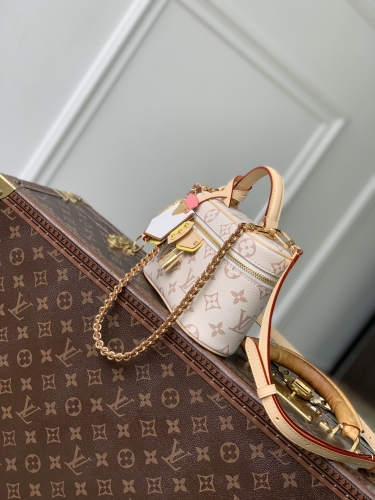 Сумка через плечо Louis Vuitton Chain Pouch
