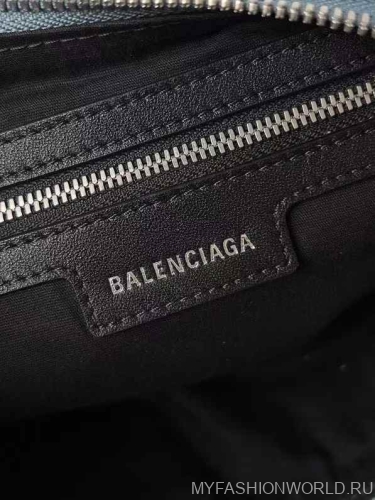 Сумка Balenciaga Le Cagole Medium Shoulder Bag 