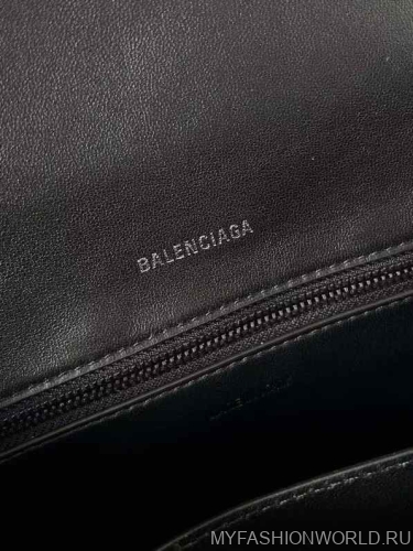 Сумка Balenciaga Downtown Medium