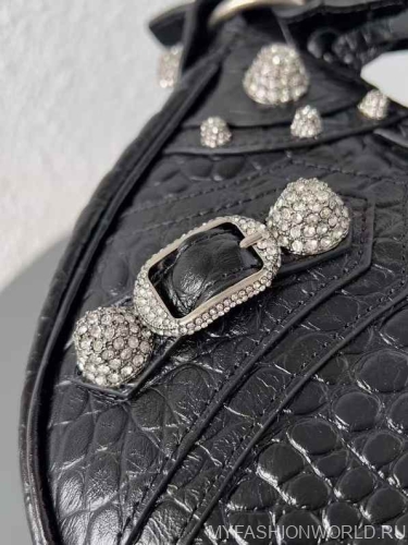 Сумка Balenciaga Le Cagole Medium Shoulder Bag