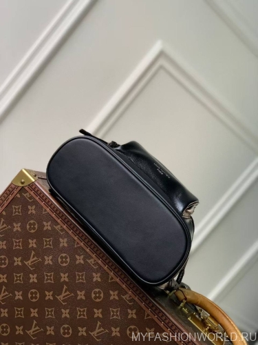Сумка Louis Vuitton Montsouris LV Vibe