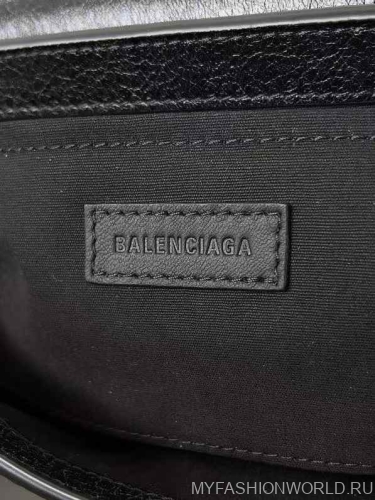 Сумка Balenciaga Le Cagole Medium