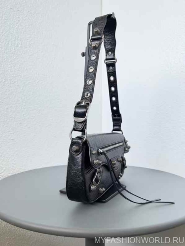 Сумка Balenciaga Le Cagole Medium