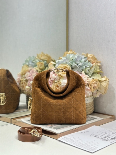 Сумка Dior Small Dior Toujours Hobo Bag замша светло-коричневая