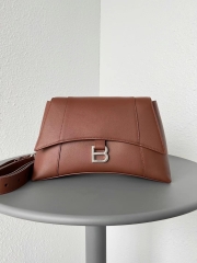 Сумка Balenciaga Downtown Medium