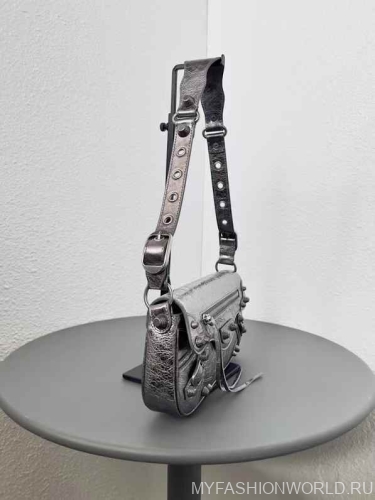 Сумка Balenciaga Le Cagole Medium