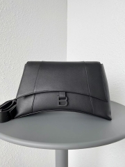 Сумка Balenciaga Downtown Large